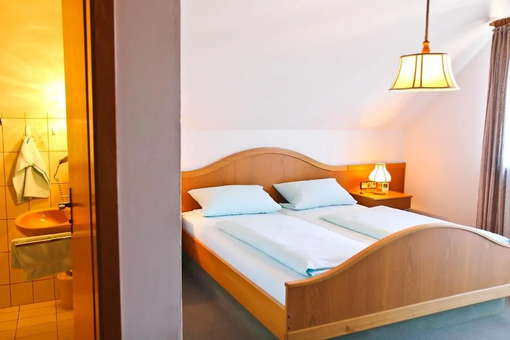 Zum Braeu-Toni Hotel Dietfurt